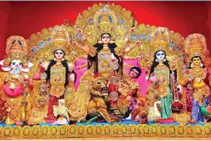 त्योहार संस्कृति की समृद्ध तस्वीर